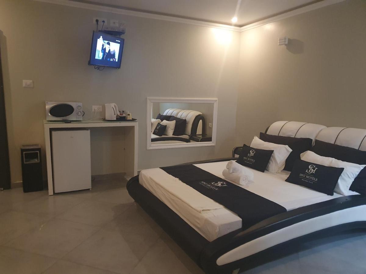 Spat Business Holon Ngoại thất bức ảnh