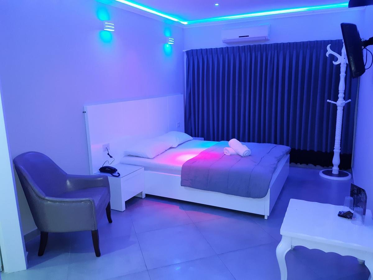 Spat Business Holon Ngoại thất bức ảnh