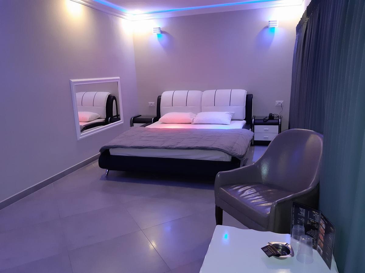 Spat Business Holon Ngoại thất bức ảnh