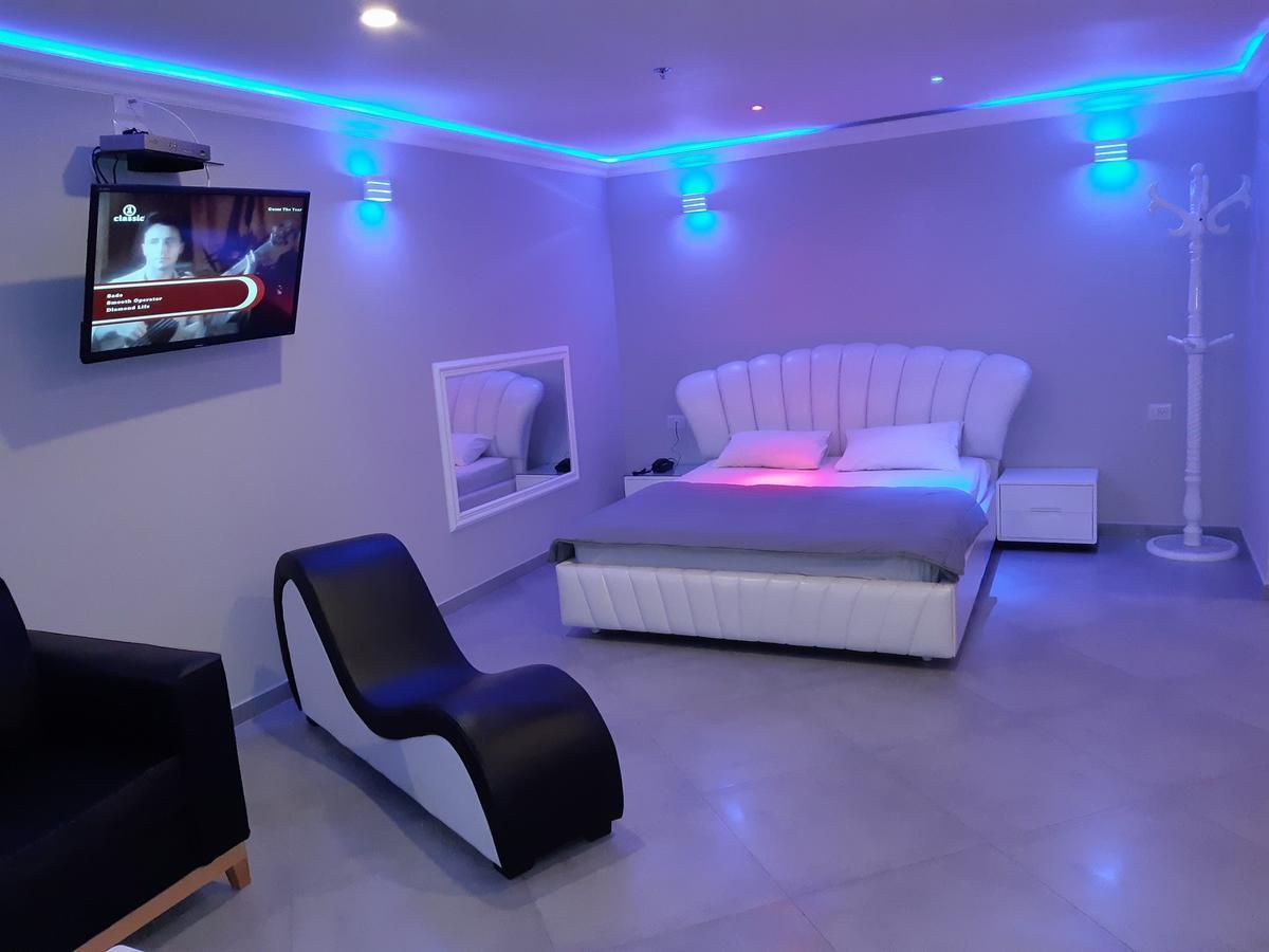 Spat Business Holon Ngoại thất bức ảnh
